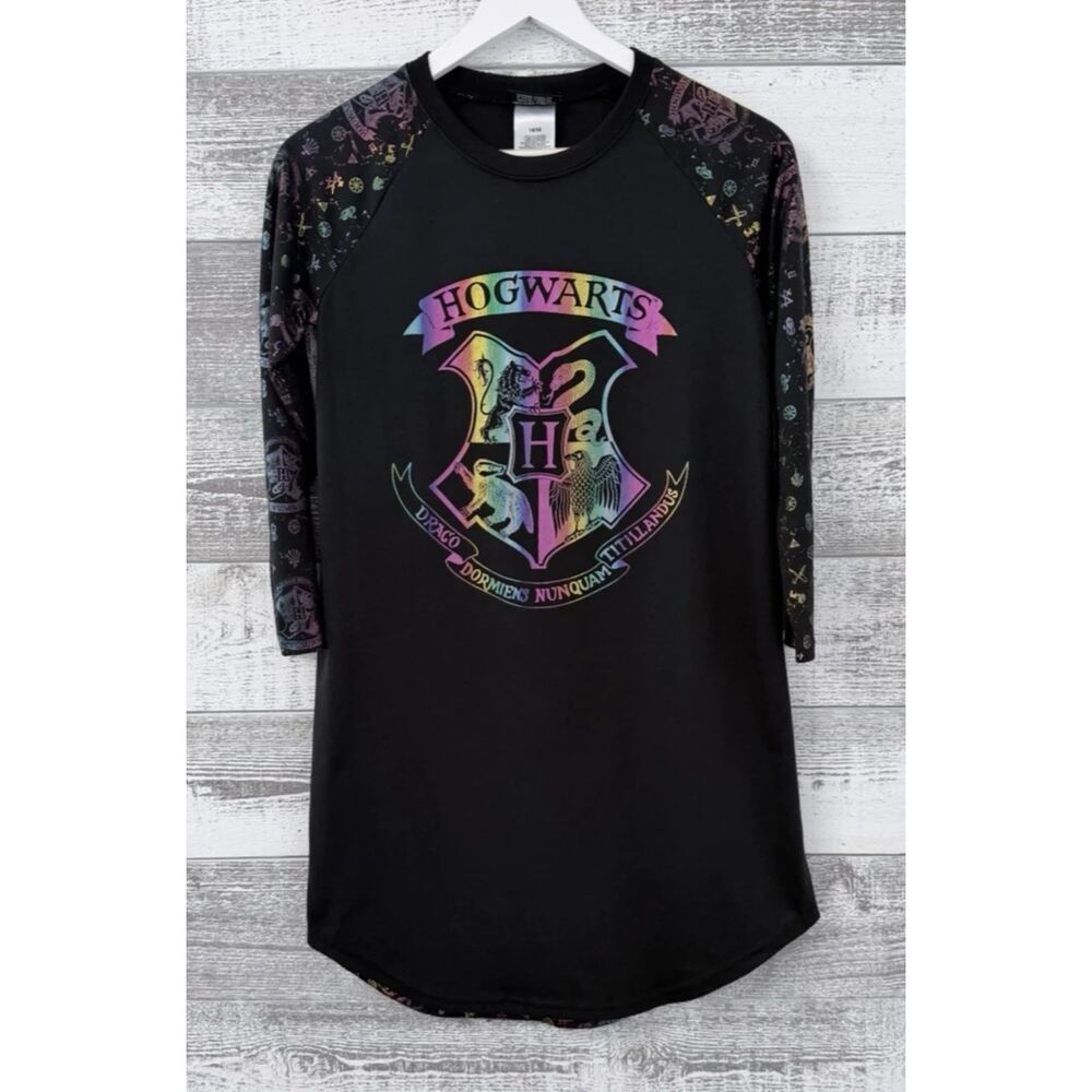 Harry Potter Rainbow Halogram Hogwart Nightgown Juniors Size 14/16 Pajama